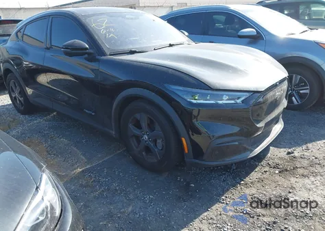 2023 Ford Mustang Mach-E Select z USA, uszkodzony, nr VIN 3FMTK1RM5PMA30178